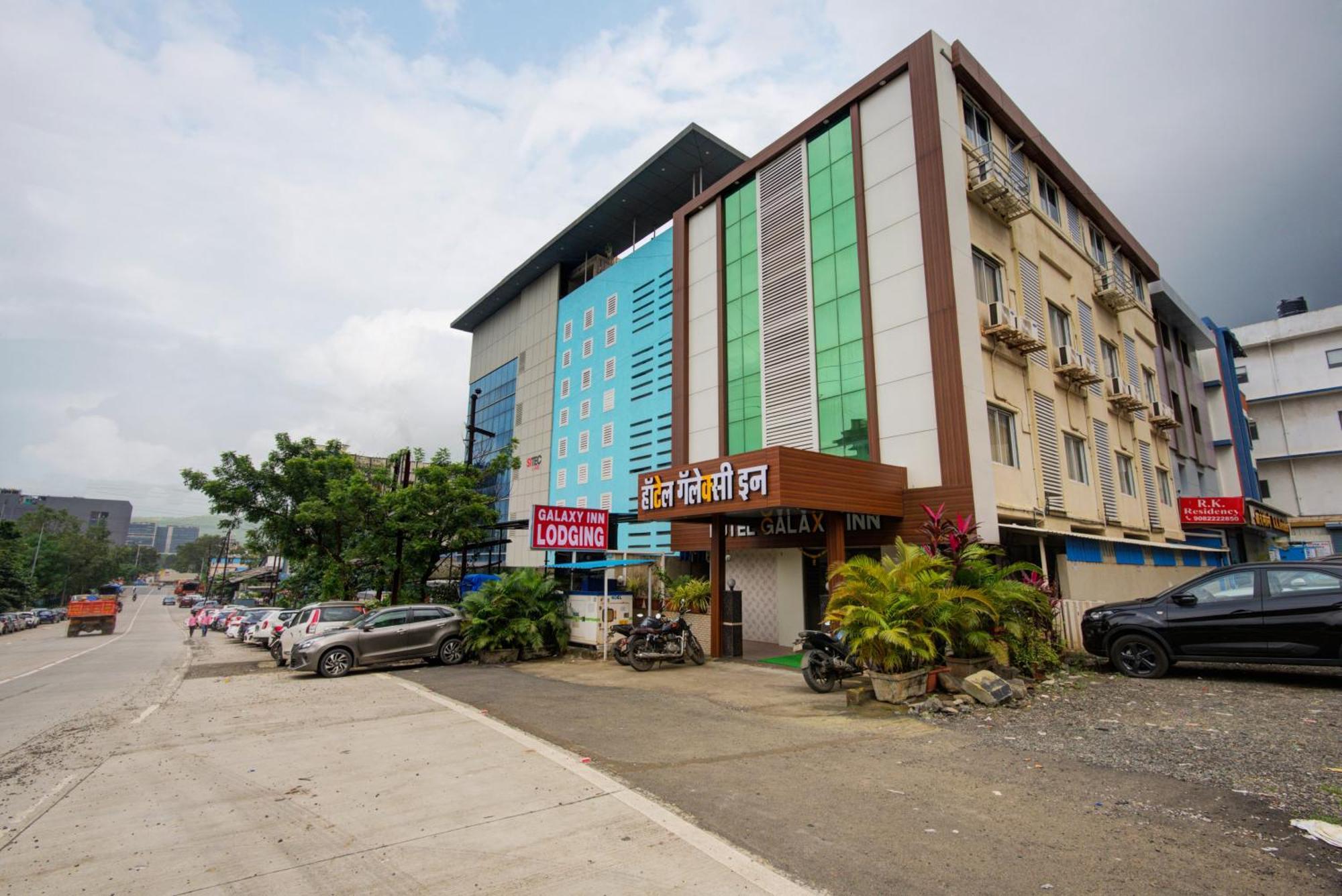 Hotel Galaxy Inn Нави Мумбаи Экстерьер фото